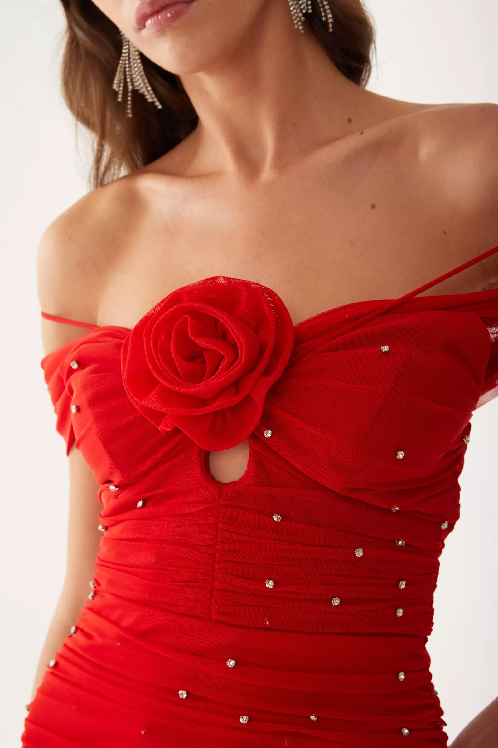 Red tulle sleeveless mini dress