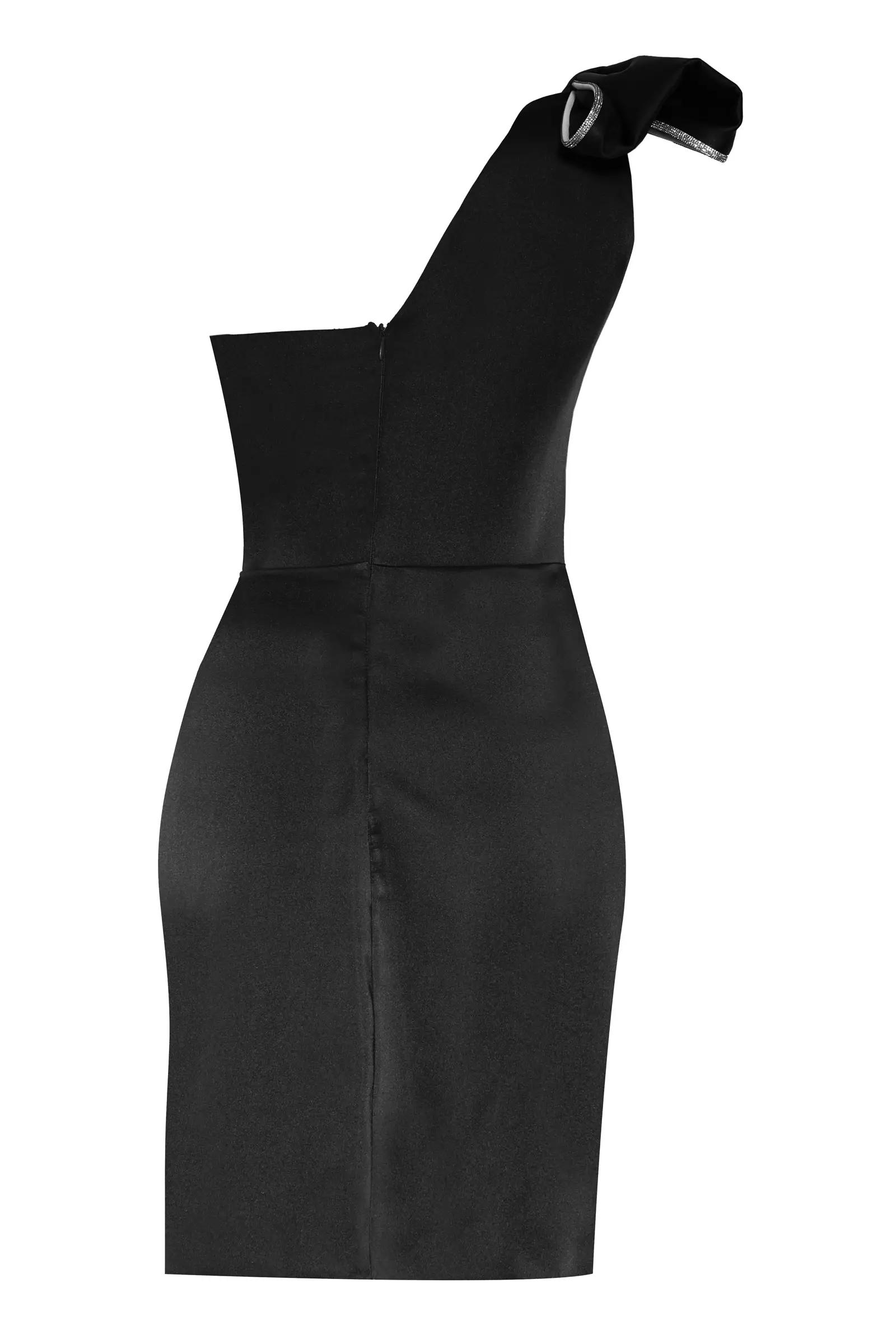 Black plus size satin sleeveless mini dress