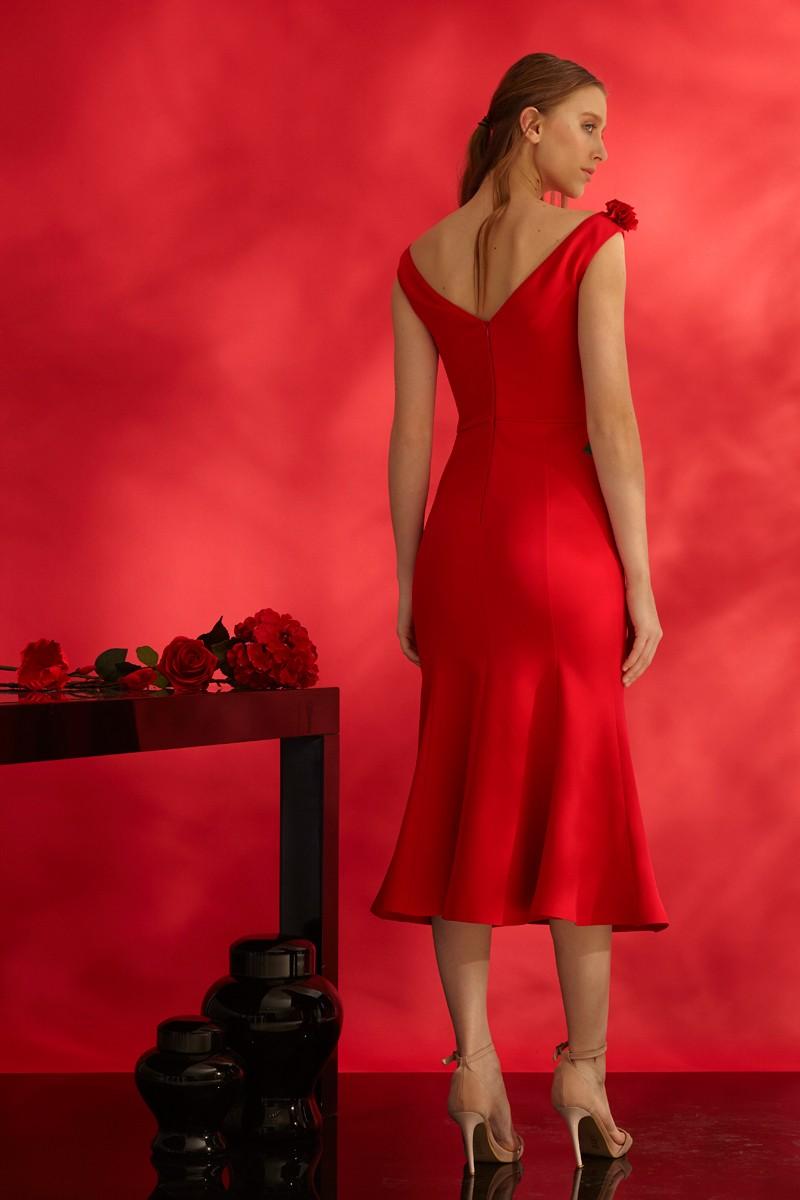Red Crepe Midi Sleeveless Dress