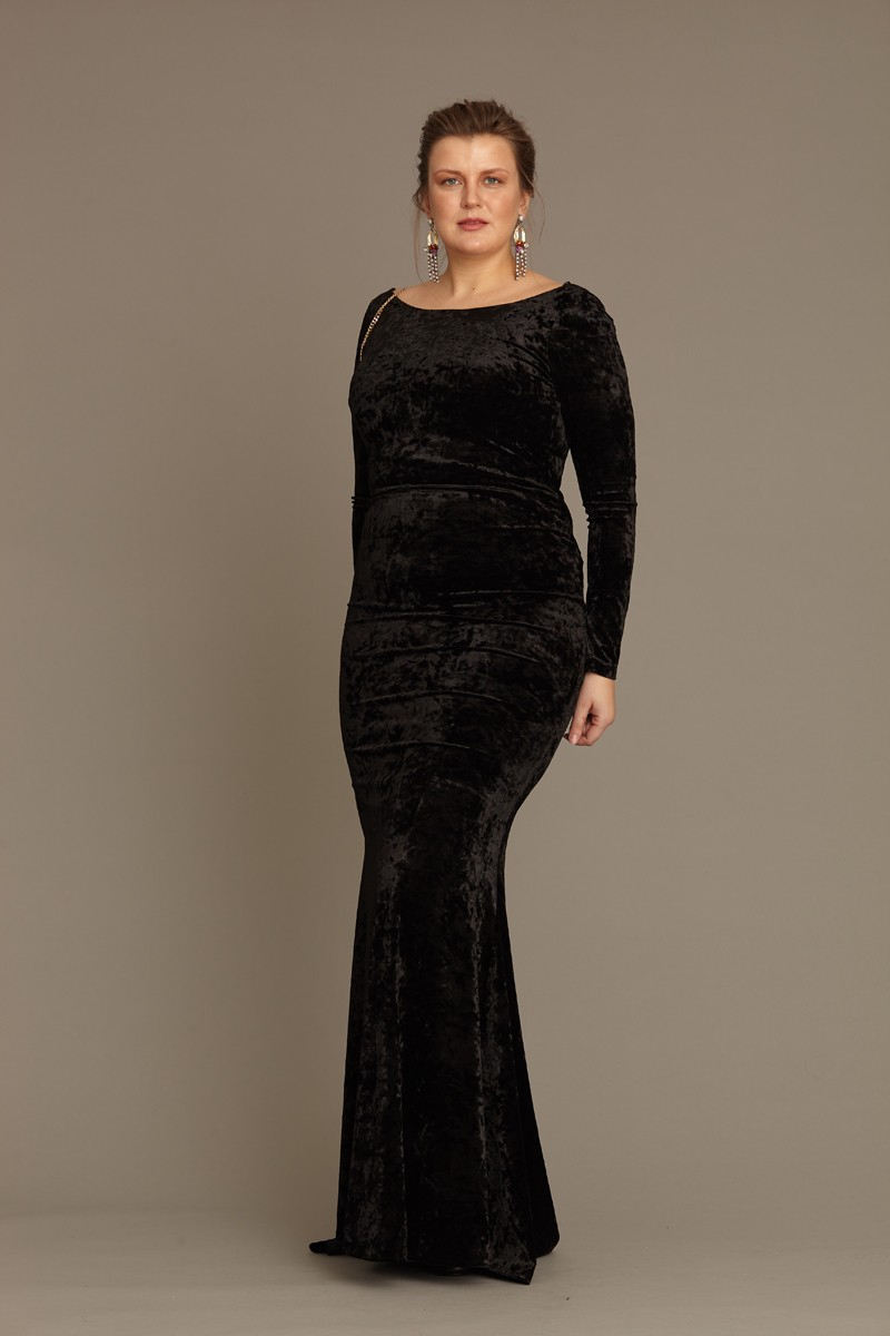 Black plus size velvet long sleeve maxi dress