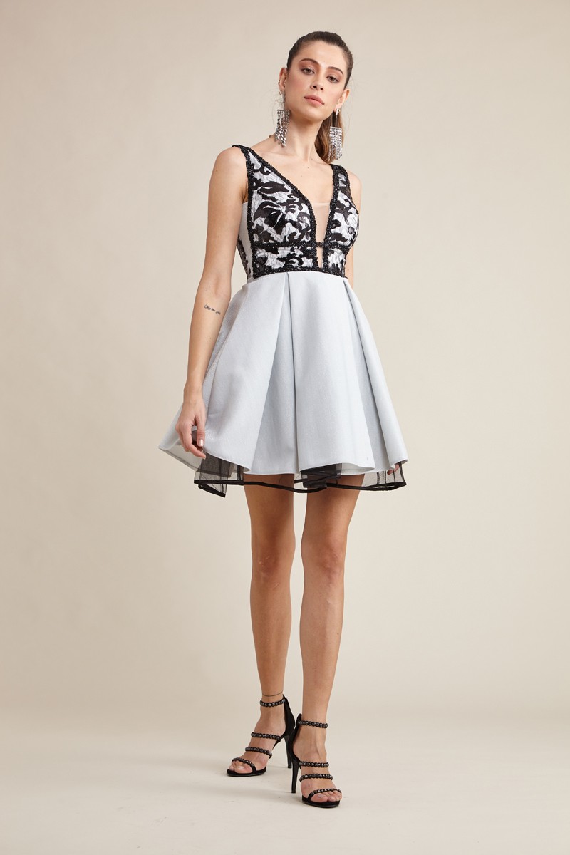 White Knitted Sleeveless Mini Dress