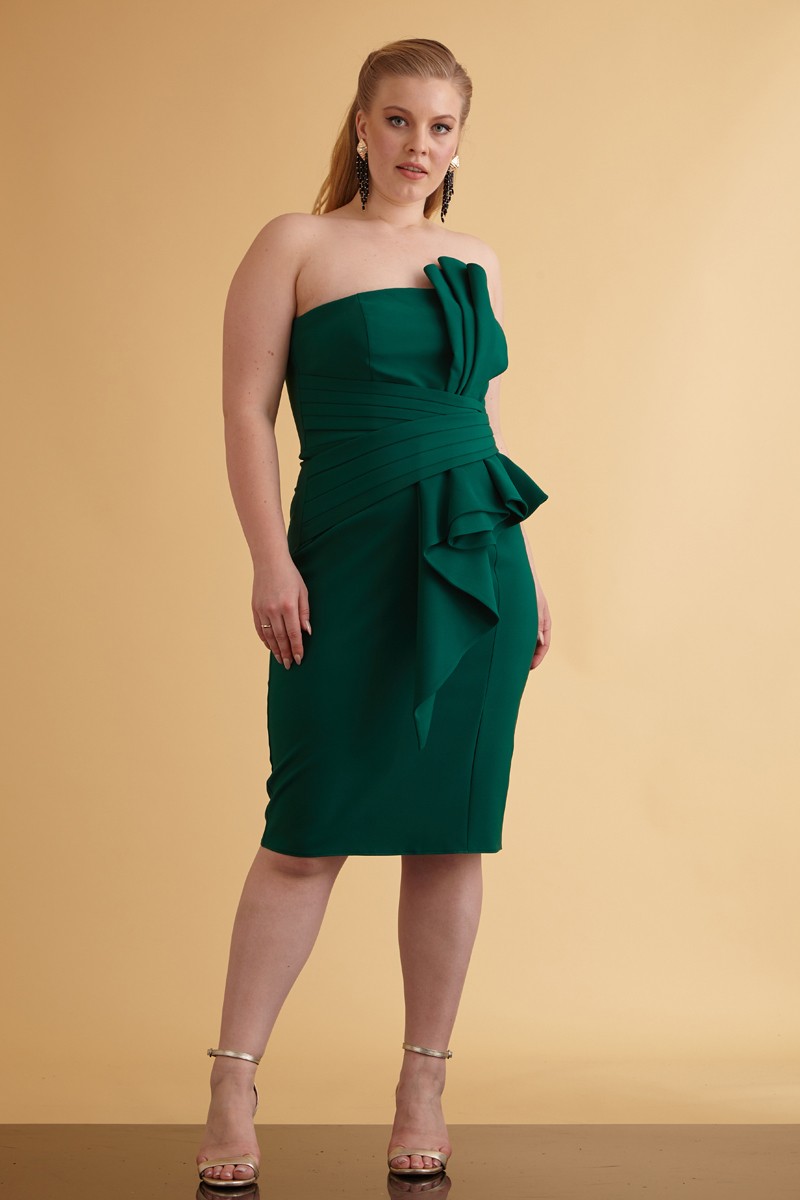 Yeşil büyük beden krep straplez kısa elbise