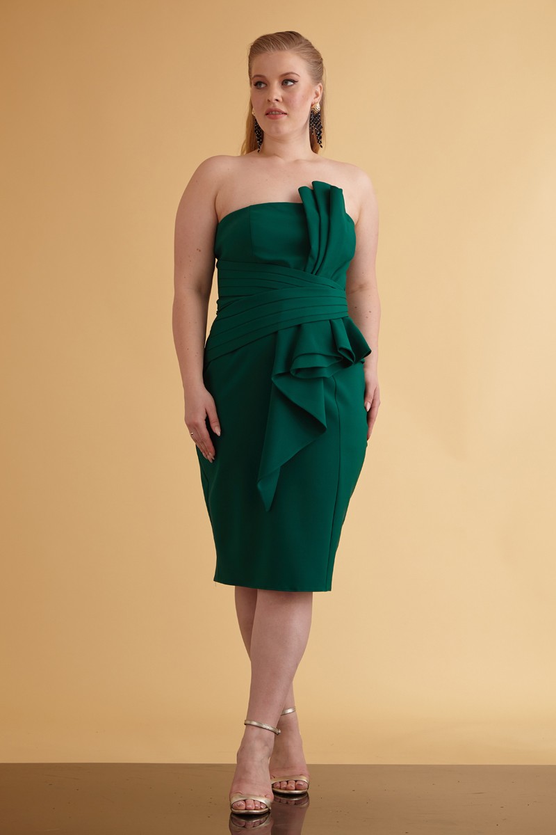 Yeşil büyük beden krep straplez kısa elbise